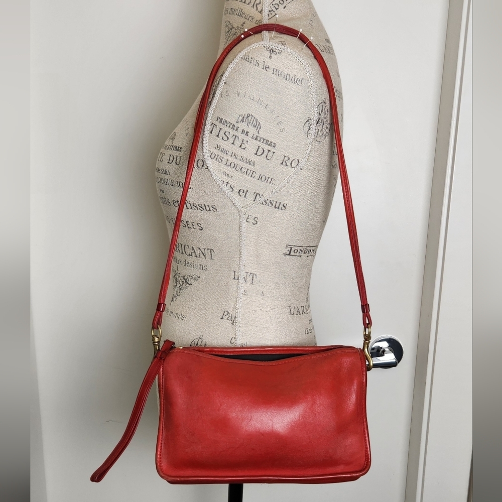 Vintage 70s Coach Red Leather Purse